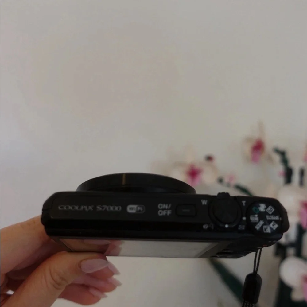 Nikon COOLPIX Black Compact Camera